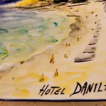 Danila 호텔
