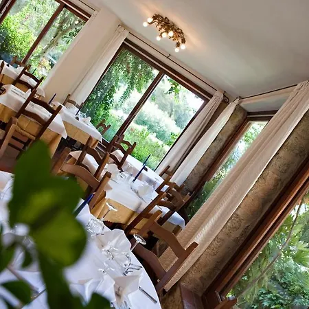 Hotel Danila 3*