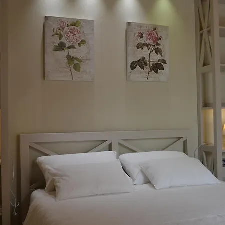 Danila Hotel 3*