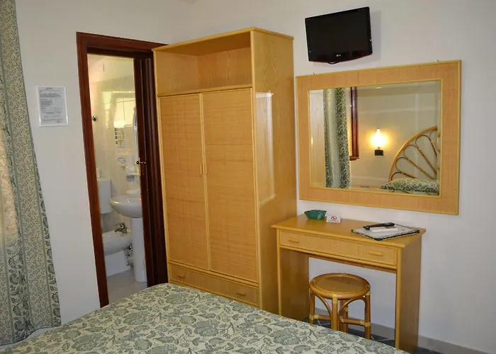 Hotel Danila 3*