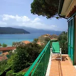 Danila فندق
